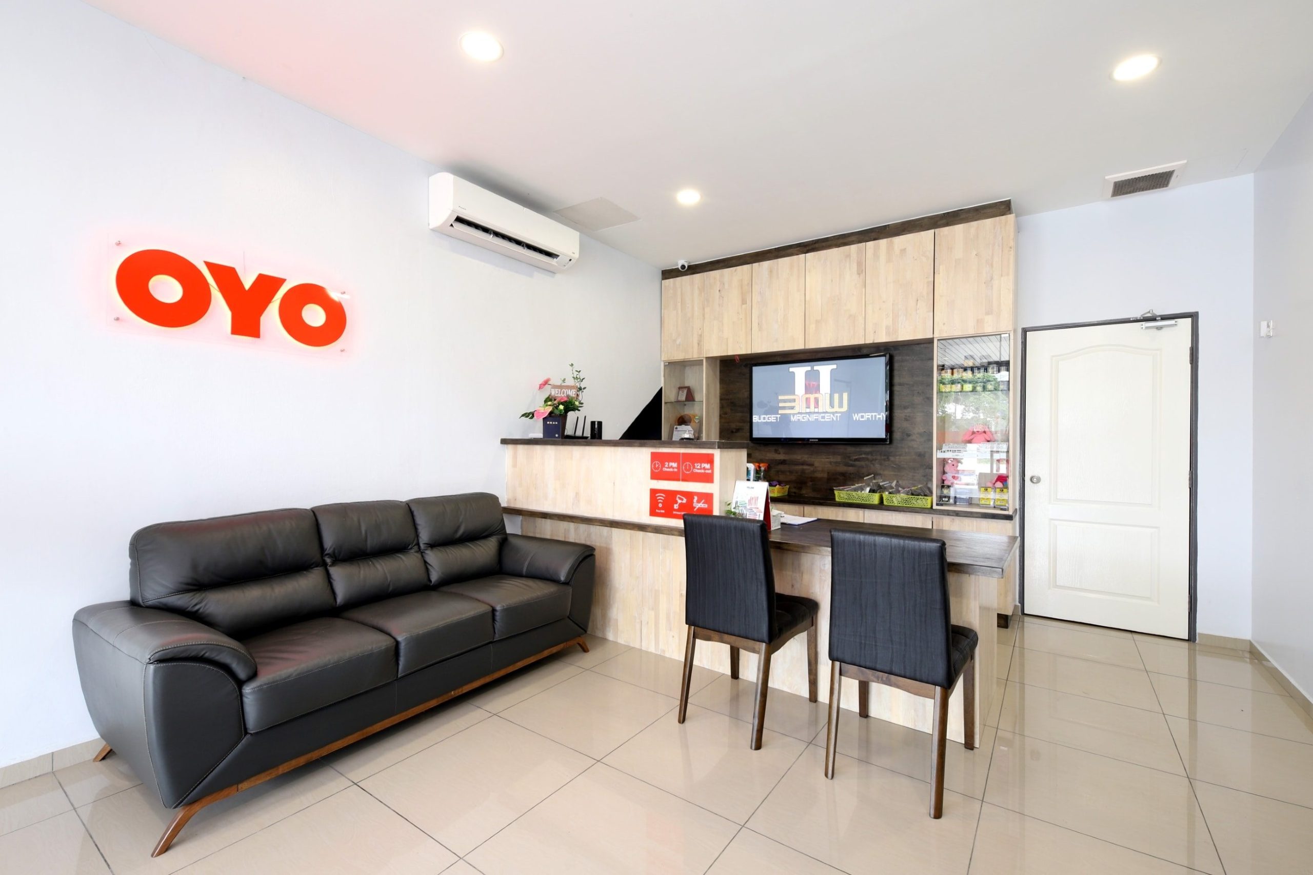 OYO 778 Bmw 2 Hotel 1 oyo 778 bmw 2 hotel scaled